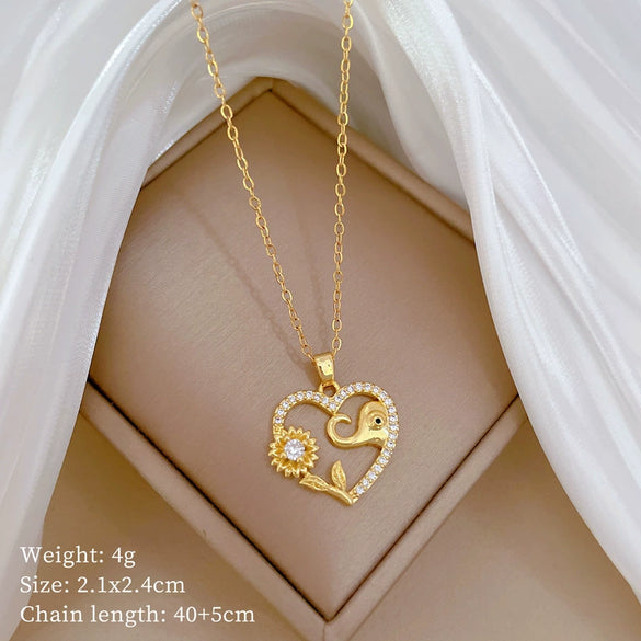 Wholesale Titanium Steel And Copper Diamondencrusted Geometric Fourleaf Flower Women's Necklace