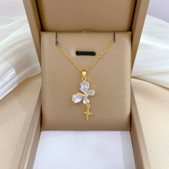 Wholesale Titanium Steel And Copper Diamondencrusted Geometric Fourleaf Flower Women's Necklace