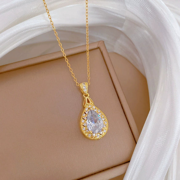Wholesale Titanium Steel And Copper Geometric Style Full Diamond Women's Necklace