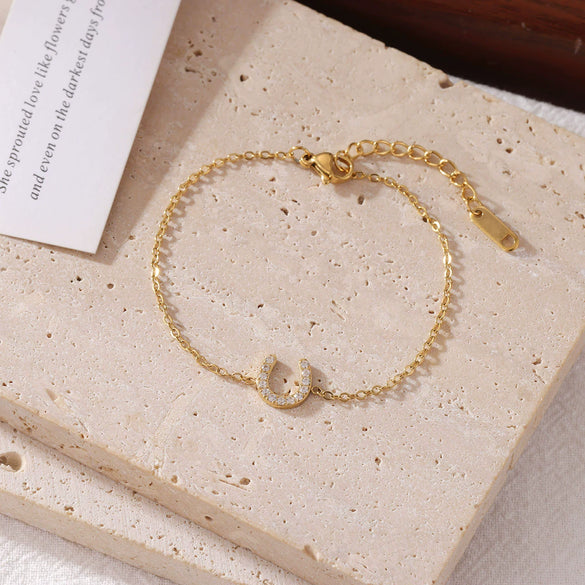 Wholesale Titanium Steel And Copper Inlaid Zircon Horseshoe U Shaped Geometric Design Women's Bracelet Jewelry With Electroplating Treatment