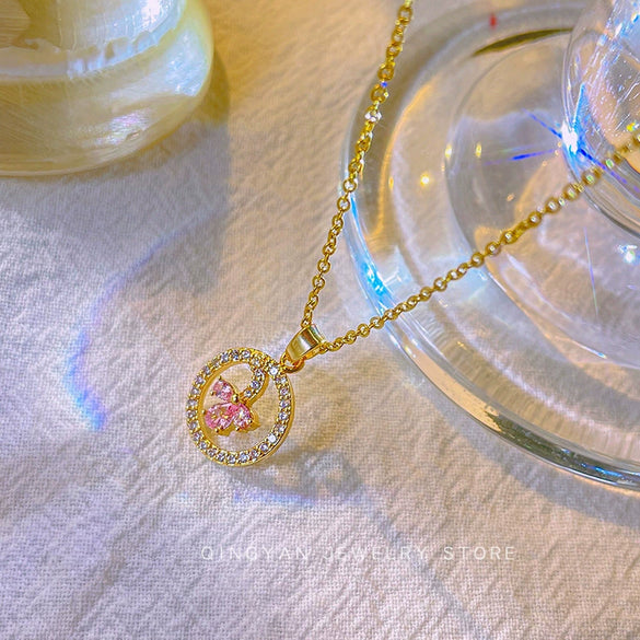 Wholesale Titanium Steel And Copper Necklace With Diamondencrusted Round Geometric Pendant For Women