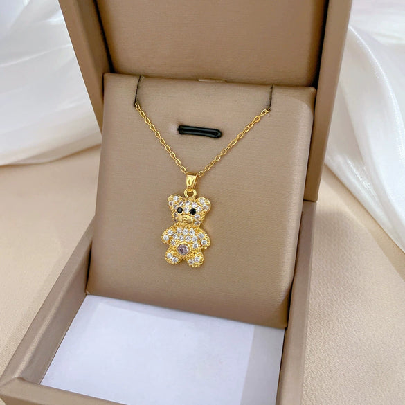 Wholesale Titanium Steel And Copper Necklace With Geometric Pattern And Diamond Inlay And Real Gold Electroplated For Women