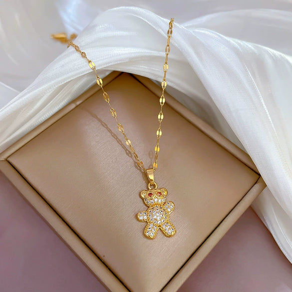 Wholesale Titanium Steel And Copper Necklace With Geometric Pattern And Diamond Inlay And Real Gold Electroplated For Women