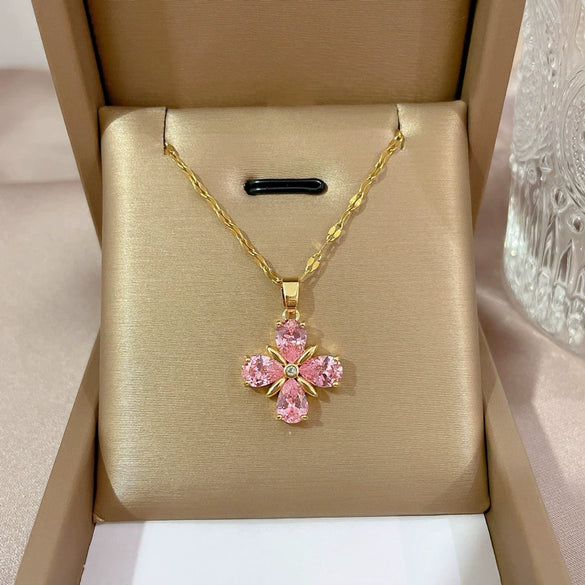 Wholesale Titanium Steel And Copper Necklace With Geometric Pattern And Diamond Microinlaid And Electroplating For Unisex