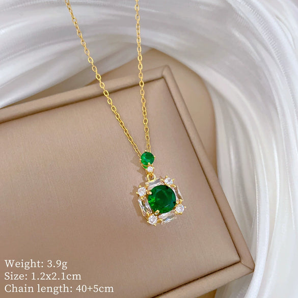 Wholesale Titanium Steel And Copper Women's Necklace With Geometric Shapes And Micro Diamond Inlay In Light Luxury And Cartoon Style