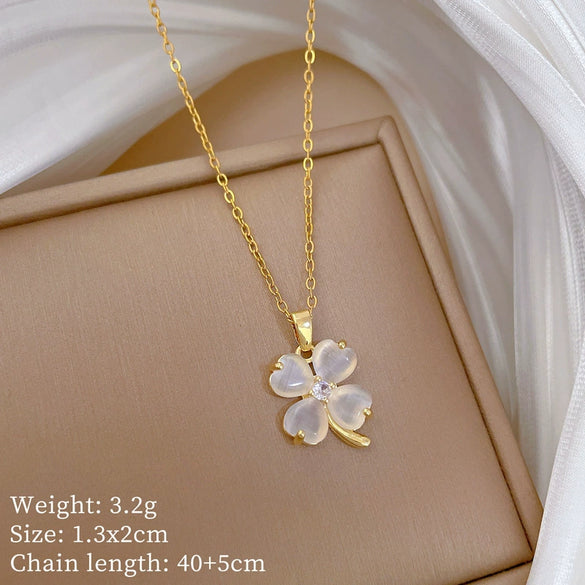 Wholesale Titanium Steel And Copper Women's Necklace With Geometric Shapes And Micro Diamond Inlay In Light Luxury And Cartoon Style