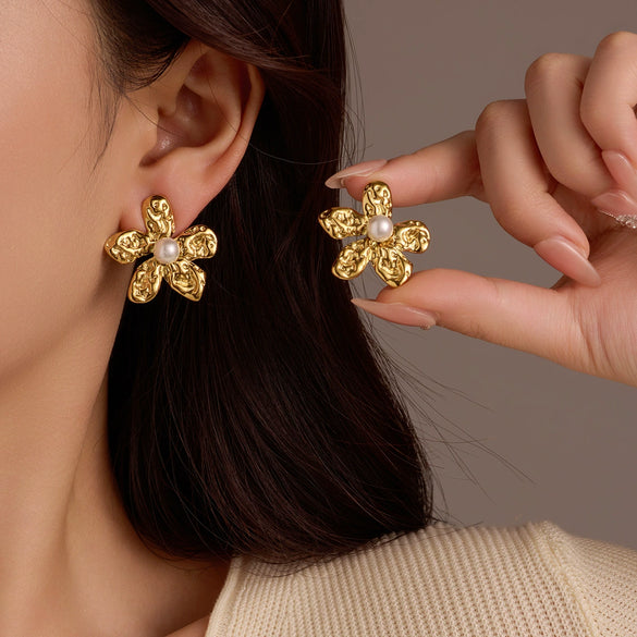 Wholesale Titanium Steel And Pearl Pentagonal Petals Vintage Earrings With Electroplating For Women