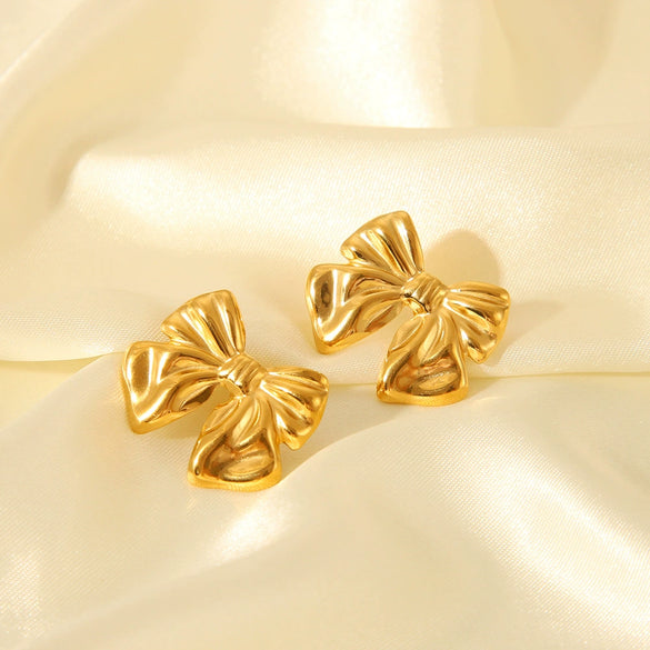 Wholesale Titanium Steel And Stainless Steel Earrings With Bow Design And Pvd Furnace Real Gold Electroplating For Women