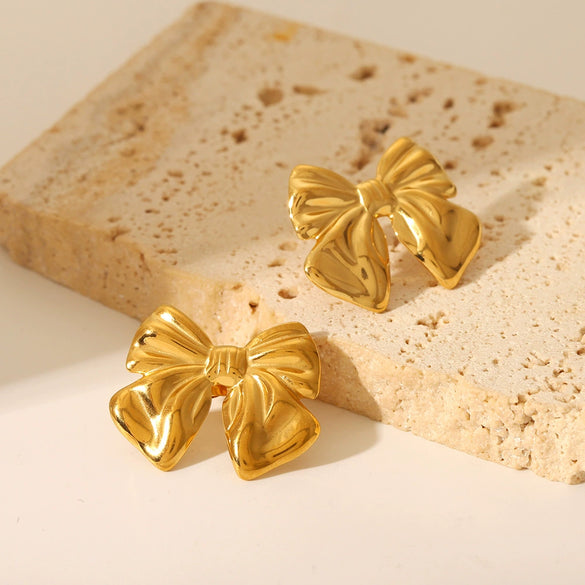 Wholesale Titanium Steel And Stainless Steel Earrings With Bow Design And Pvd Furnace Real Gold Electroplating For Women