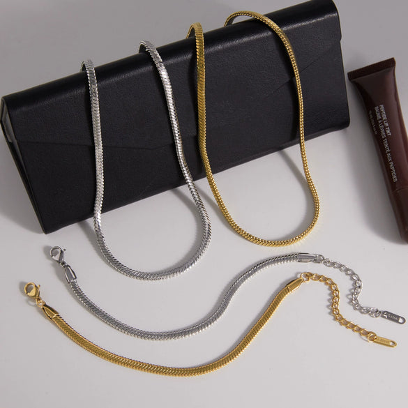 Wholesale Titanium Steel And Stainless Steel Geometric Electroplated Necklace And Bracelet Jewelry For Women