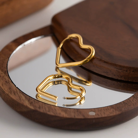 Wholesale Titanium Steel And Stainless Steel Geometric Love Earrings For Women 18K Gold Plated