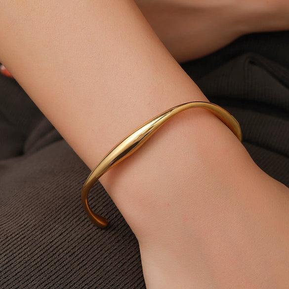 Wholesale Titanium Steel And Stainless Steel Open Bracelet With Geometric Design And Electroplating For Women And Unisex