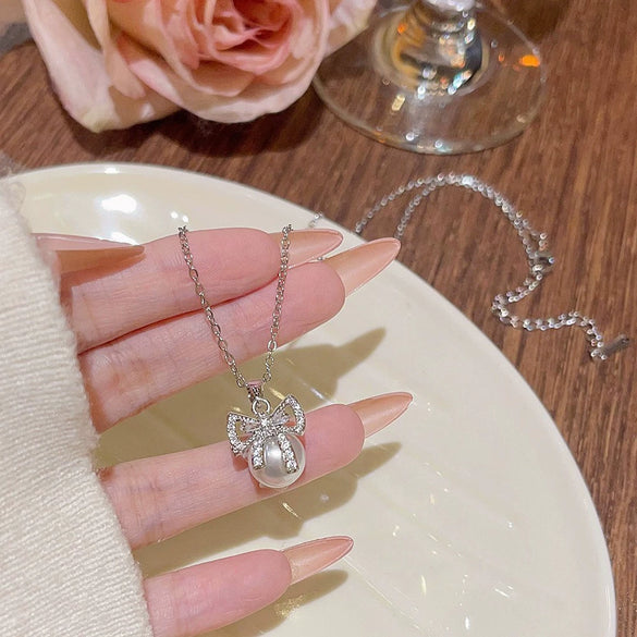 Wholesale Titanium Steel Animals Zodiac Pendant Necklace Set With Pearls And Mixed Gem Inlay For Women Light Luxury Style
