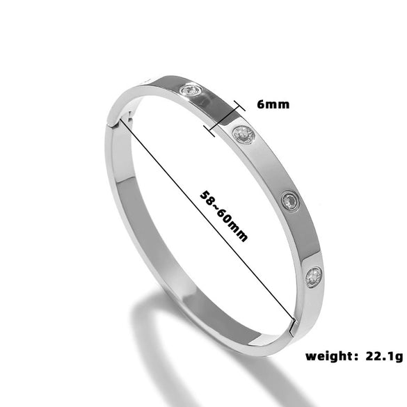 Wholesale Titanium Steel Baby's Breath Star Bracelet For Women With Nonfading Electroplating And Light Luxury Niche Design