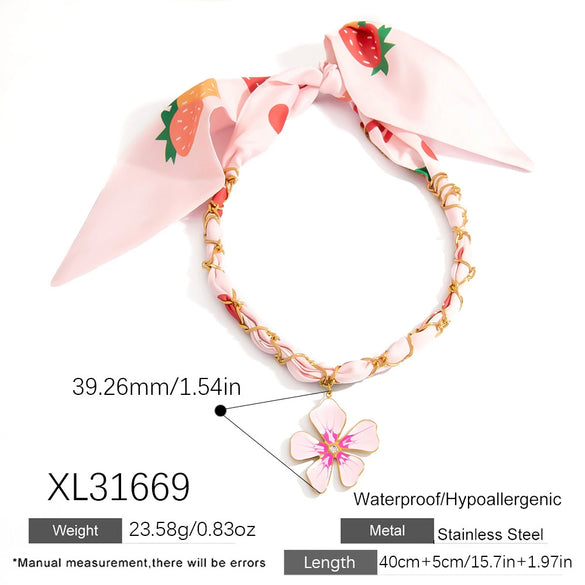 Wholesale Titanium Steel Bamboo Chain Necklace With Flower Pendant Electroplated In 18K Gold Color For Women Light Luxury And Minimalist Style