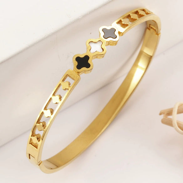Wholesale Titanium Steel Black Geometric Box Jewelry Bracelet With Plant Flowers Pattern And Electroplating Design