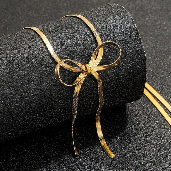 Wholesale Titanium Steel Bow Snake Bone Chain Necklace With Electroplating For Women And Men