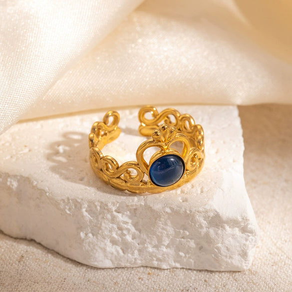 Wholesale Titanium Steel Crown Heart Shape Ring With 18K Gold Plating For Women