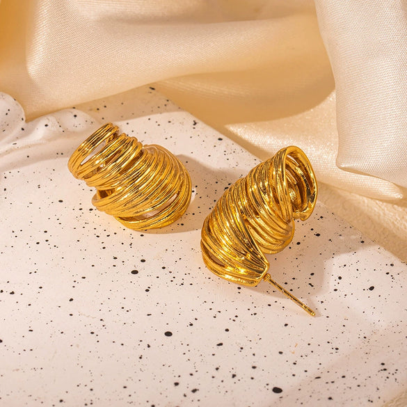 Wholesale Titanium Steel Earrings Fashion Style Geometric Heart Shape Leaves Woven Electroplated