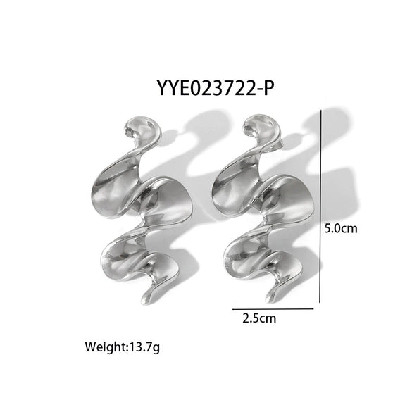 Wholesale Titanium Steel Earrings In Irregular Wave Shape With Pvd Furnace Real Gold Electroplating For Women