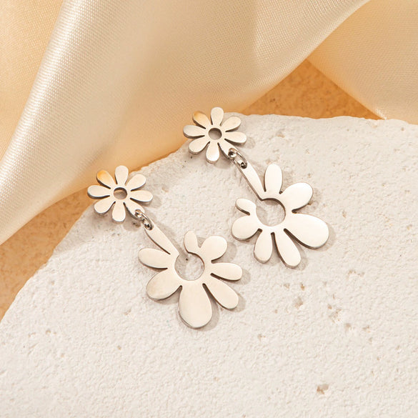 Wholesale Titanium Steel Earrings Light Luxury Style Irregular Flower Pendant Electroplated
