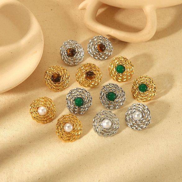 Wholesale Titanium Steel Earrings Retro Hollow Design Geometric And Floral Patterns Electroplated For Ladies