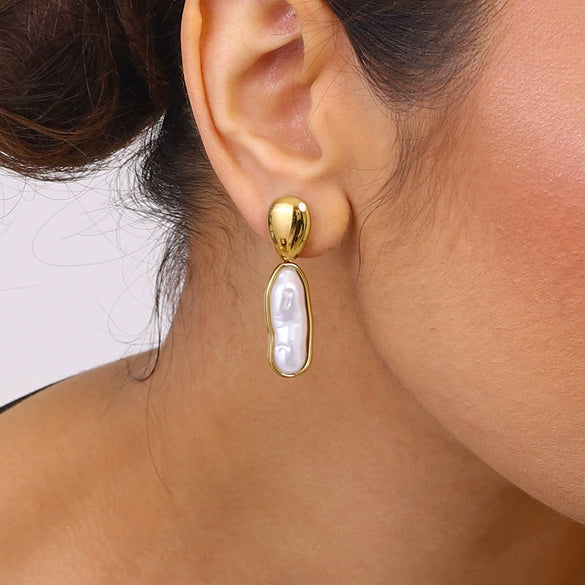 Wholesale Titanium Steel Earrings With Pearl Geometric Design Electroplated For Women
