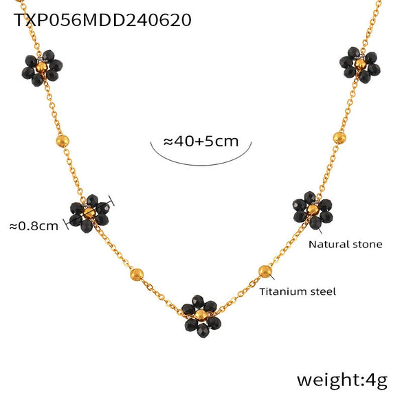 Wholesale Titanium Steel Electroplated 18K Gold Daisy Necklace And Bracelet Set For Women Fashion Plant Flowers Style