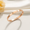 Wholesale Titanium Steel Fashion Fourleaf Clover Flower Buckle Electroplated Bracelet Jewelry
