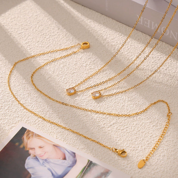 Wholesale 316L Stainless Steel Fine Chain Oval Pendant Necklace Inlaid With Zircon Geometric Design Gold Plated