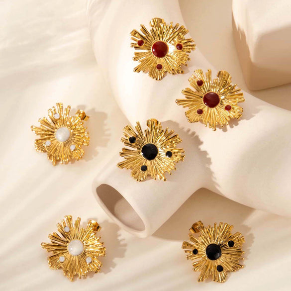 Wholesale Titanium Steel Flower Shaped Stud Earrings With Electroplating And Irregular Personality Design For Women