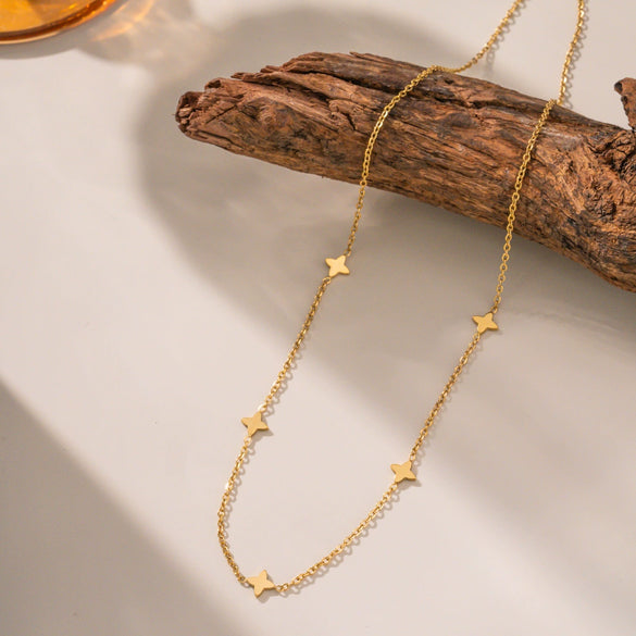 Wholesale Titanium Steel Four Leaf Clover Light Luxury Set With Electroplated 18K Gold Plated Bracelet For Women