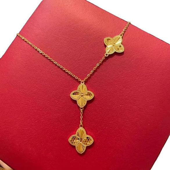 Wholesale Titanium Steel Fourleaf Clover Long Necklace For Women Electroplated Geometric Style