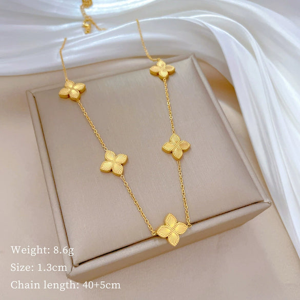 Wholesale Titanium Steel Geometric Clover Laser Electroplated Unisex Clavicle Necklace