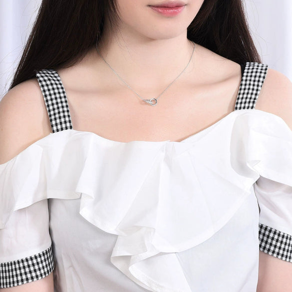 Wholesale Titanium Steel Geometric Cross Chain Light Luxury Women's Concentric Ring Necklace