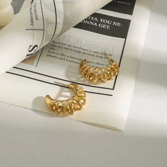 Wholesale Titanium Steel Geometric Earrings Electroplated Old Money Style