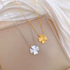 Wholesale Titanium Steel Geometric Electroplated Unisex Lucky Grass Design Clavicle Necklace