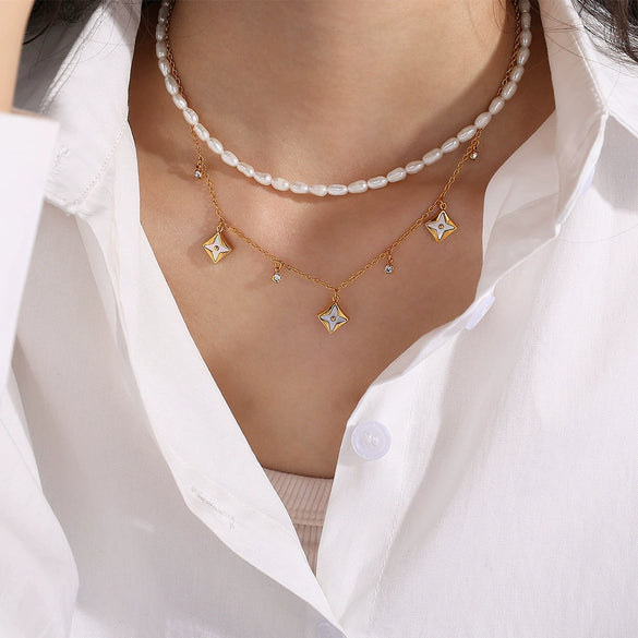 Wholesale 316L Stainless Steel Geometric Flower Zircon Pendant Necklace For Women With Electroplating