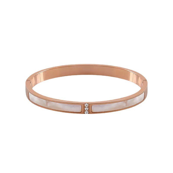 Wholesale Titanium Steel Geometric Fritillaria Buckle Bracelet For Women With Real Gold Plating And Electroplating Process