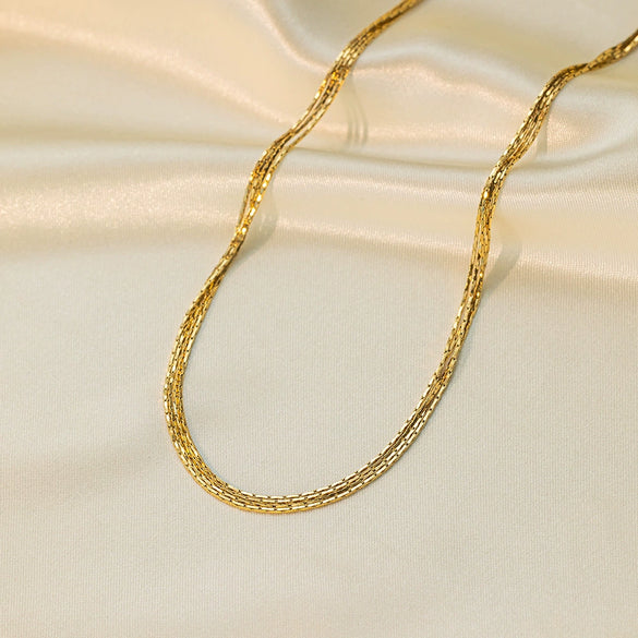 Wholesale Titanium Steel Geometric Heart Shape Electroplated 18K Gold O Word Chain Necklace For Women