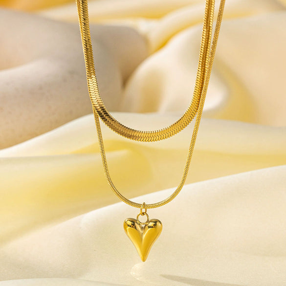 Wholesale Titanium Steel Geometric Heart Shape Electroplated 18K Gold O Word Chain Necklace For Women