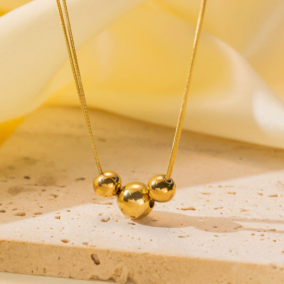 Wholesale Titanium Steel Geometric Heart Shape Electroplated 18K Gold O Word Chain Necklace For Women