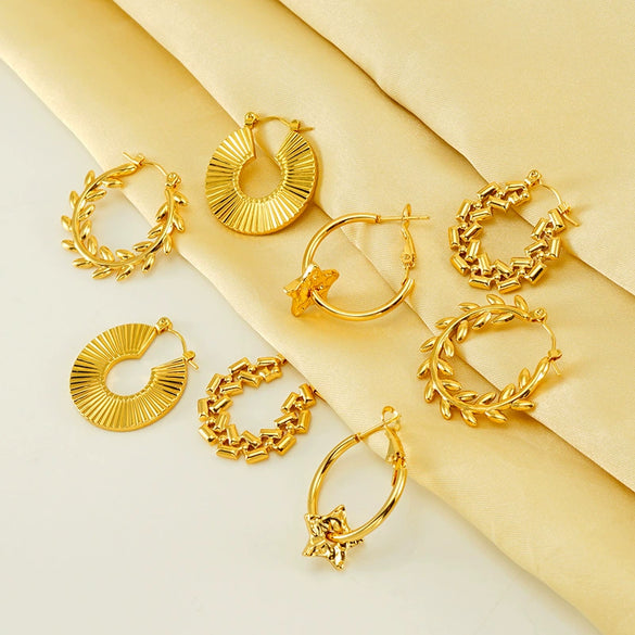 Wholesale Titanium Steel Geometric Hollow Electroplated Women's Earrings
