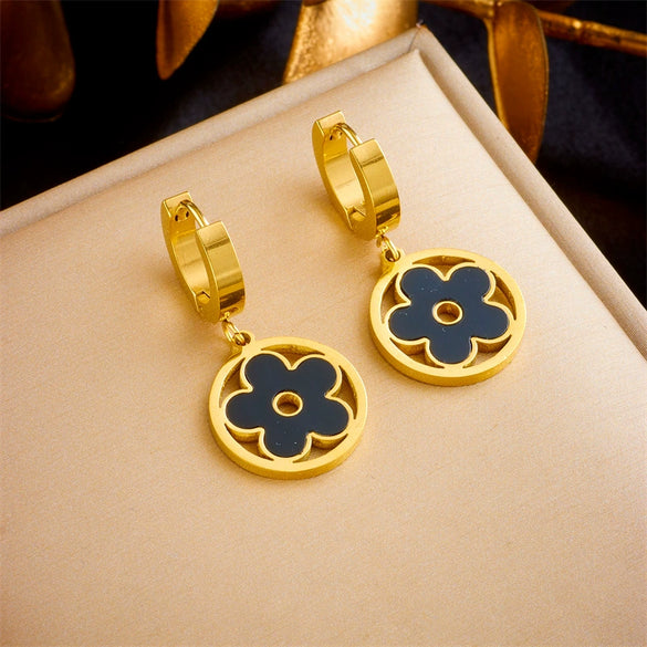 Wholesale Titanium Steel Geometric Hollow Flower Earrings With Electroplating For Women Simple Retro Style