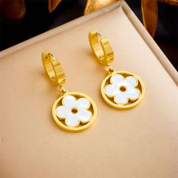 Wholesale Titanium Steel Geometric Hollow Flower Earrings With Electroplating For Women Simple Retro Style