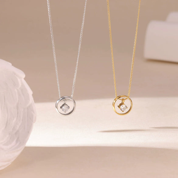 Wholesale Titanium Steel Geometric Hollow Pendant Electroplated Clavicle Necklace For Women