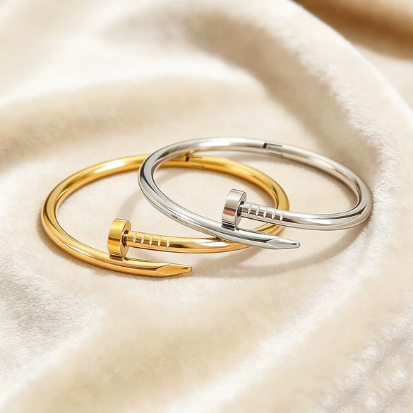 Wholesale Titanium Steel Geometric Light Luxury Minimalist Vacuum Electroplated Polished Nail Bracelet