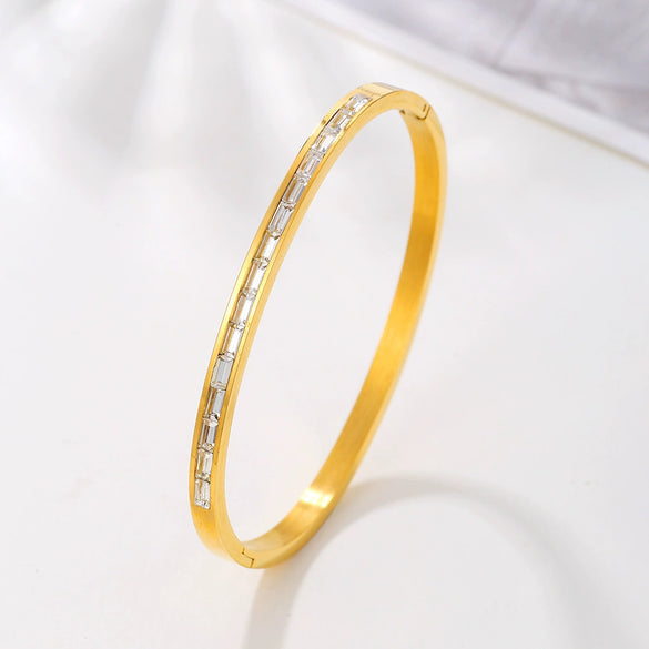 Wholesale Titanium Steel Geometric Open Green Zircon Electroplated Bracelet For Women