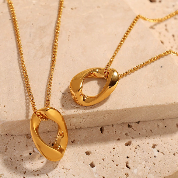 Wholesale 316L Stainless Steel Geometric Oval Pendant Necklace For Women Cold Style Electroplated