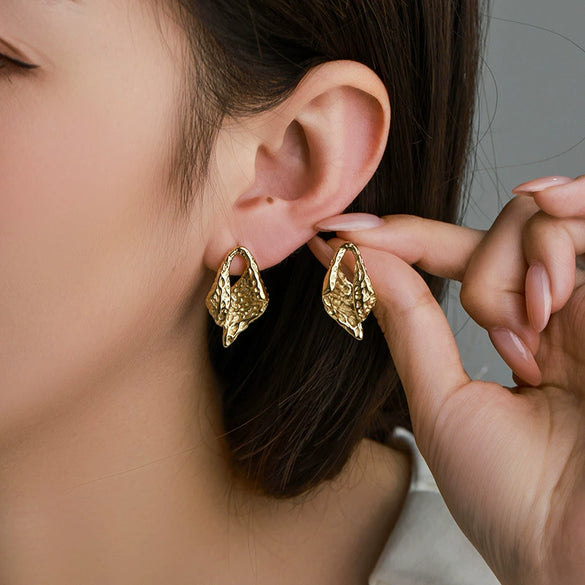 Wholesale Titanium Steel Geometric Retro Fashion Earrings With Electroplating For Women
